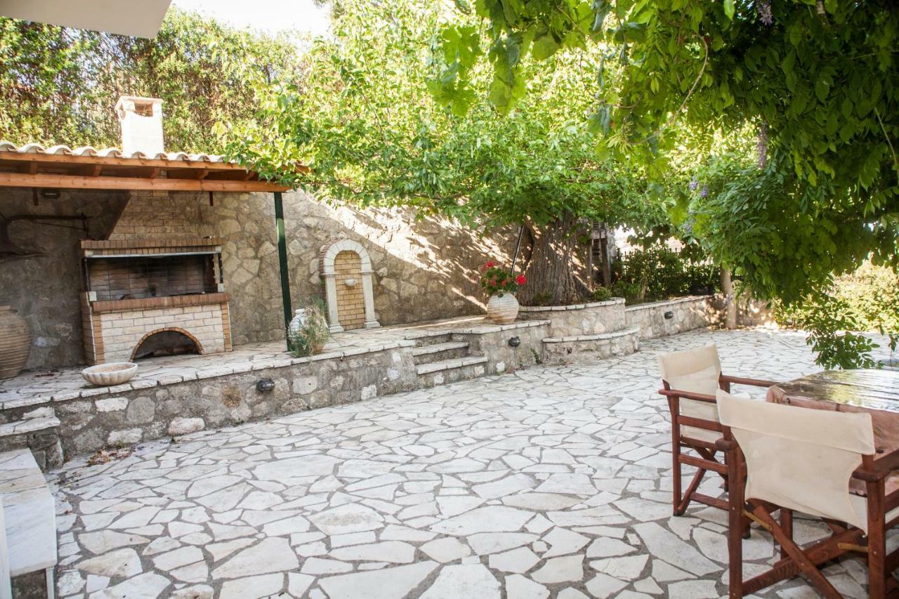 Villa Ilias Pinakokhorion Exteriör bild