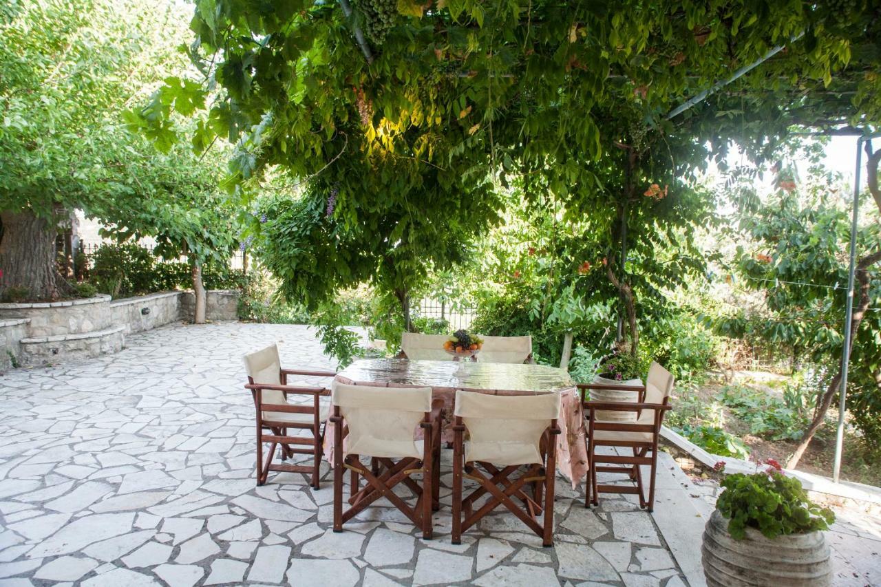 Villa Ilias Pinakokhorion Exteriör bild