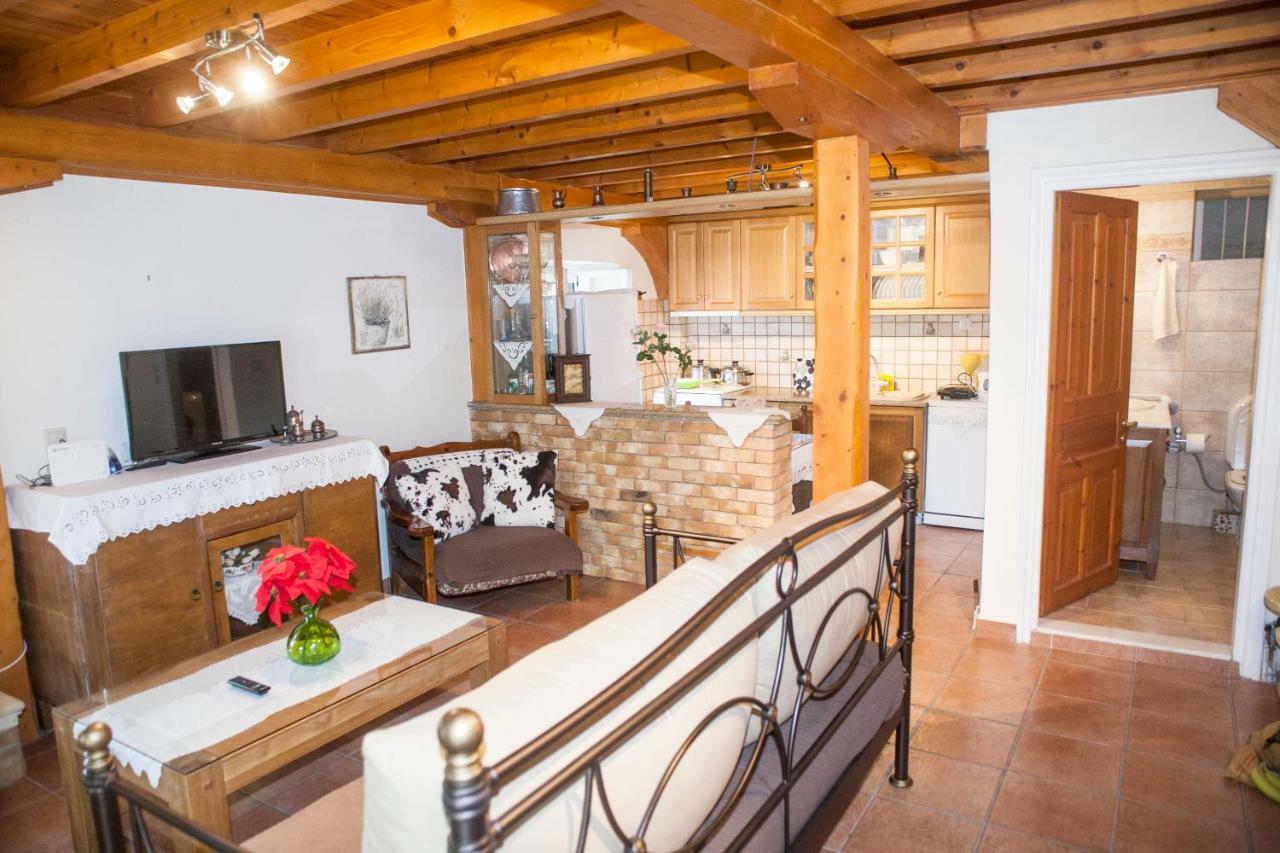 Villa Ilias Pinakokhorion Exteriör bild